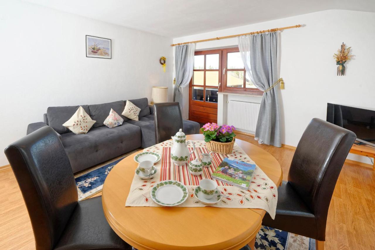 Gaestehaus Koyerbauer Boardinghouse Aschau im Chiemgau Εξωτερικό φωτογραφία